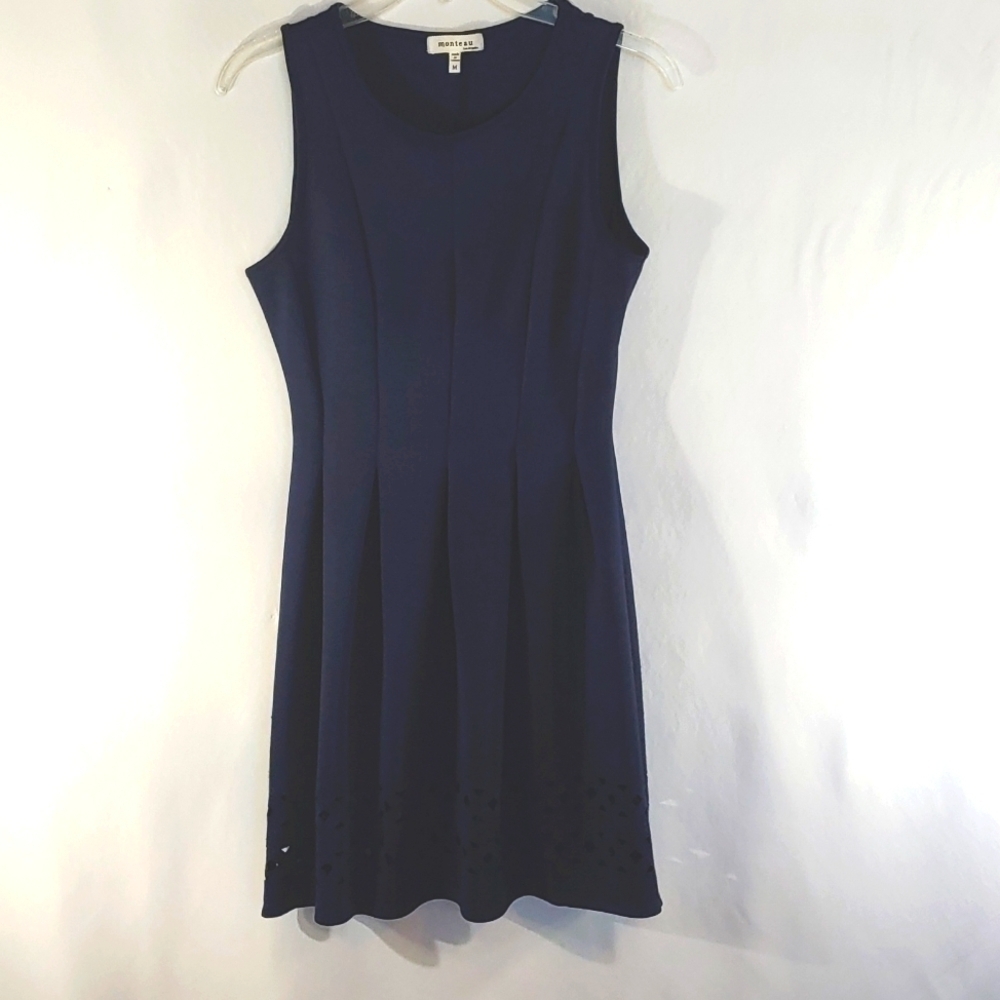 Monteau Sleeveless Navy Blue Dress With Cut Out Hem Size M Medium